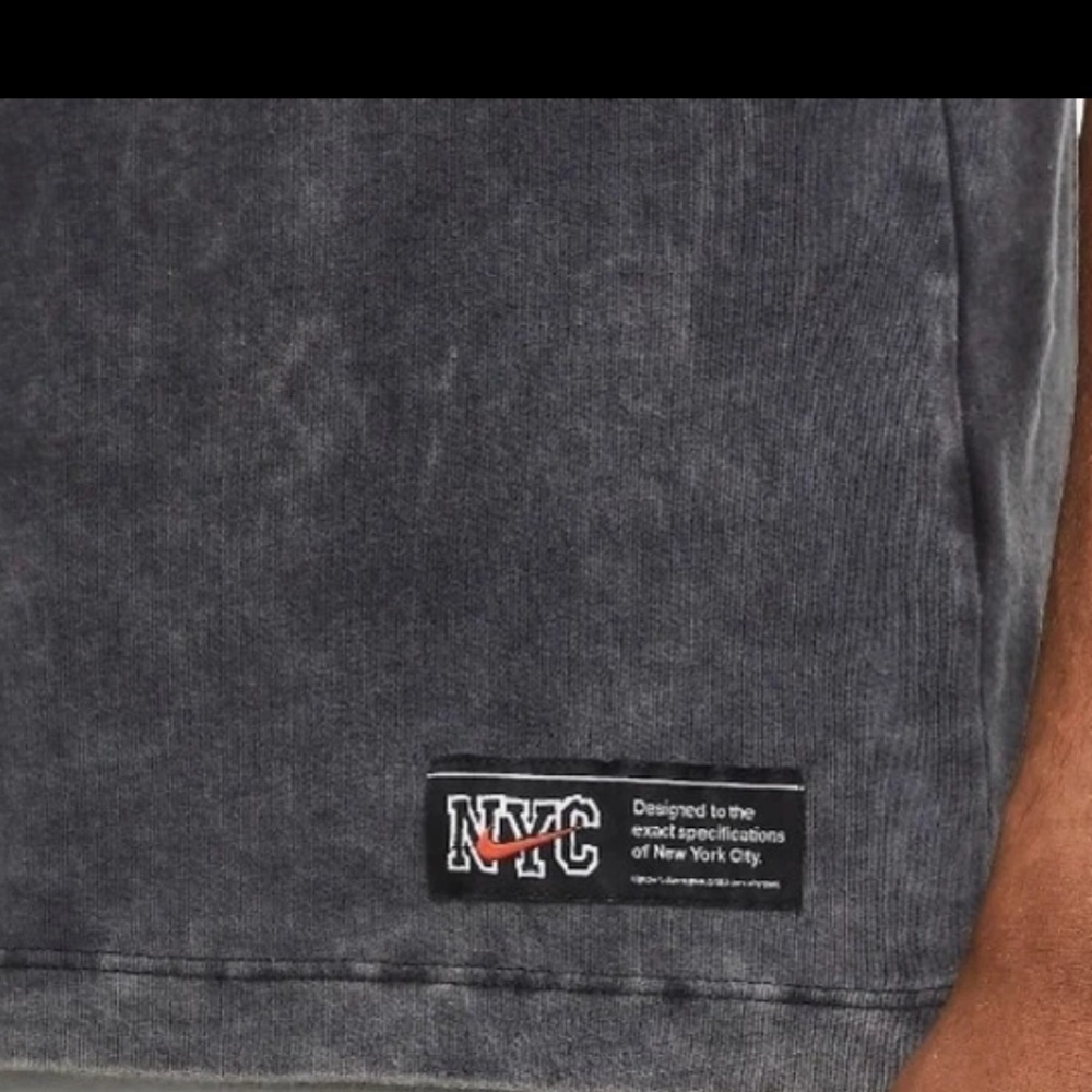 Nike NSW NYC Chalk Graphic aged cotton T-shirt - Picture 4 of 12